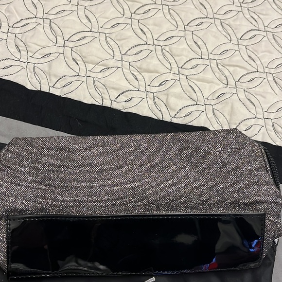 SALE! NWOT MAKEUP/TRAVEL CASE BUNDLE 🔥🔥🔥 - Picture 7 of 9